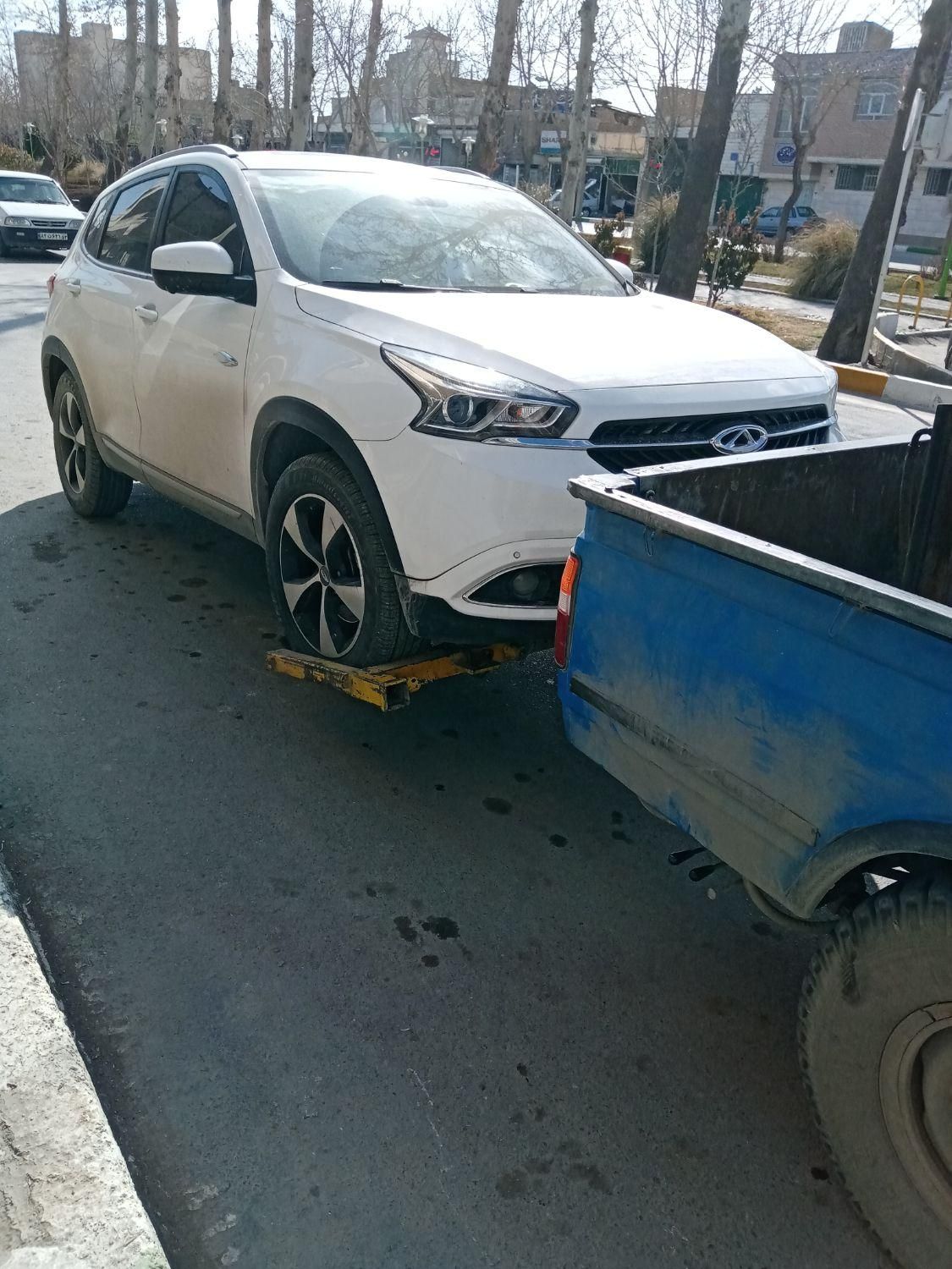 امدادخودرو، یدک کش، خودروبر، چرخگیر. افشاری|خدمات حمل و نقل|نجفآباد, شهید بهشتی|دیوار