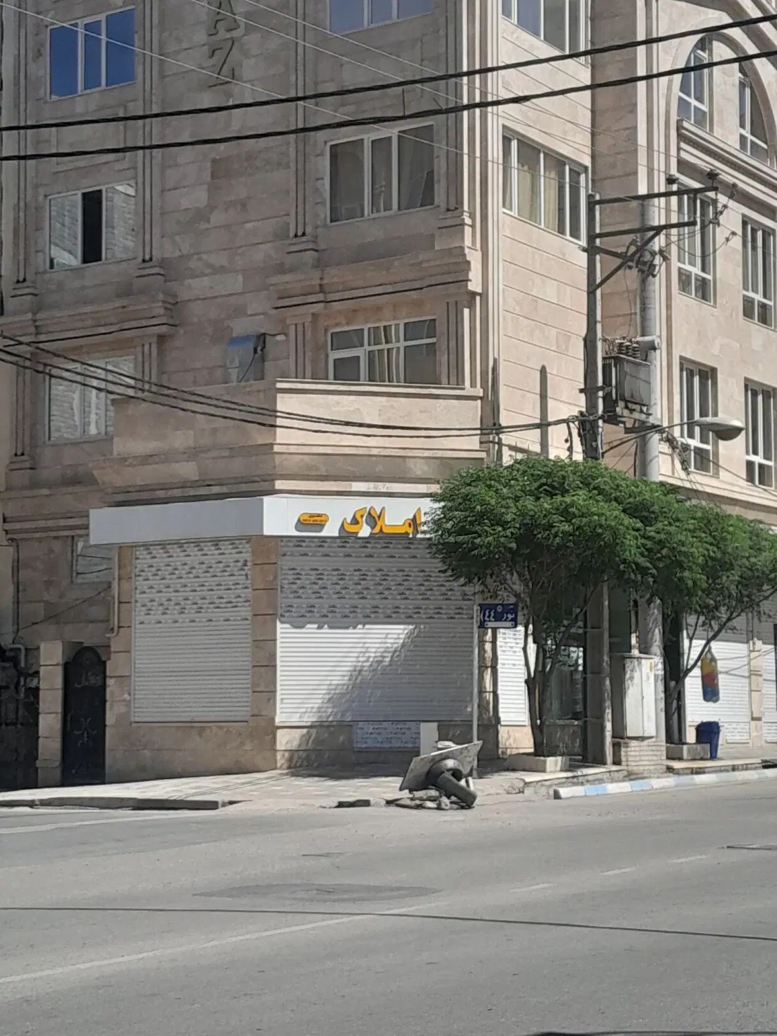 ۲۲۱متر زمین شش دانگ ۲۷متر  حاشیه به مدرس شمالی|فروش زمین و ملک کلنگی|نیشابور, مدرس|دیوار