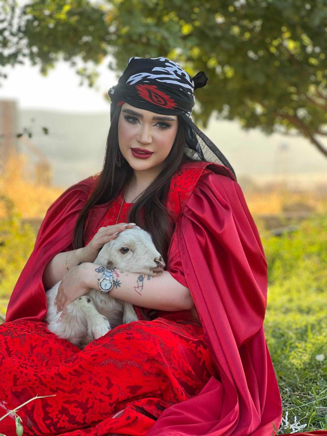 اجاره لباس محلی|لباس|بروجرد, |دیوار