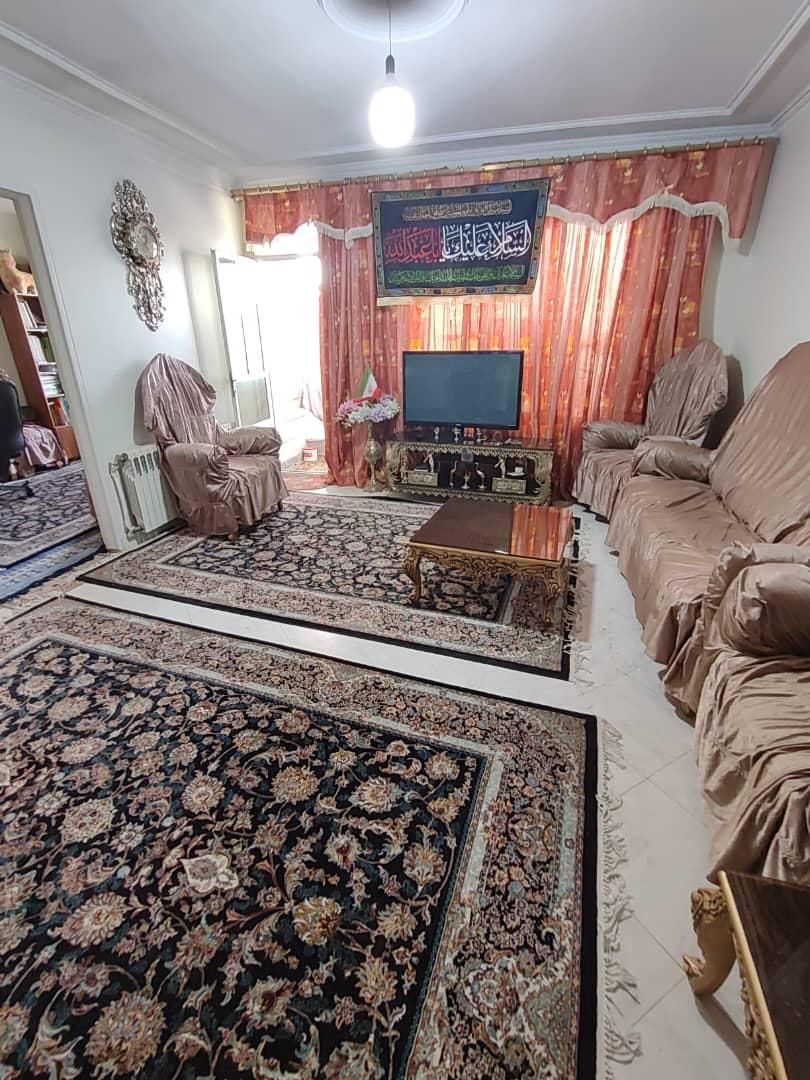 اجاره ۸۰ متری/پارکینگ اختصاصی/نزدیک مترو|اجارهٔ آپارتمان|کرج, گلشهر|دیوار