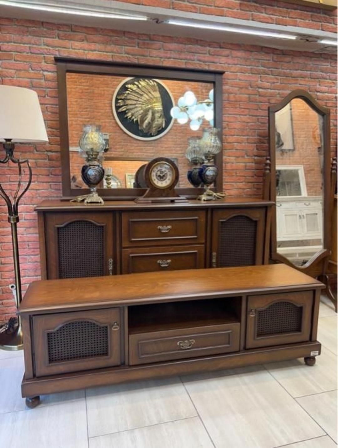 اینه کنسول و میز ال سی کد ۱۱۲۱|بوفه، ویترین، کنسول|تهران, شهرک دانشگاه|دیوار