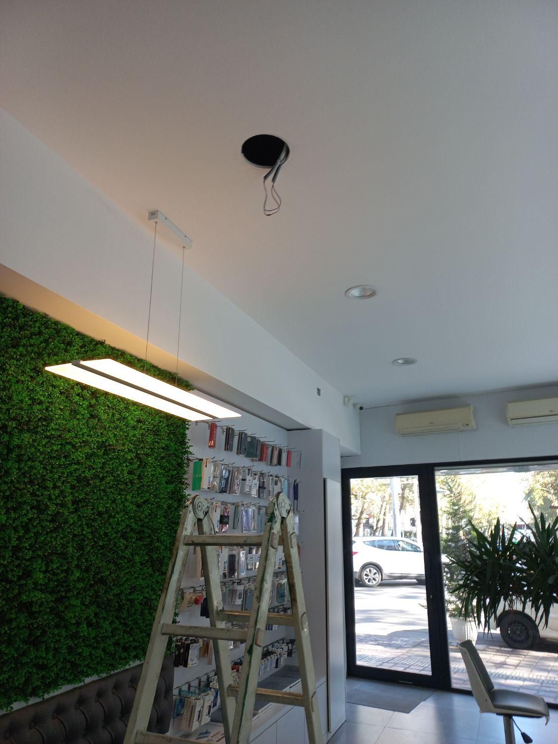 برق کار برقکاری برقکار (الکتریکی آویژه)|خدمات پیشه و مهارت|رشت, معلم|دیوار