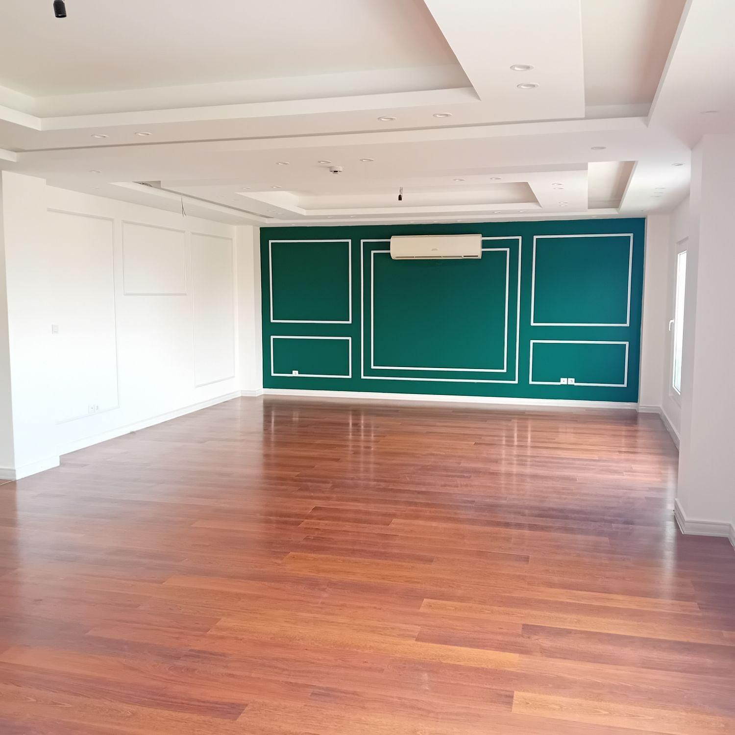 فروش و نصب کاغذدیواری وپارکت وکفپوش،کناف،لمبه،چمن.|خدمات پیشه و مهارت|قائم‌شهر, |دیوار