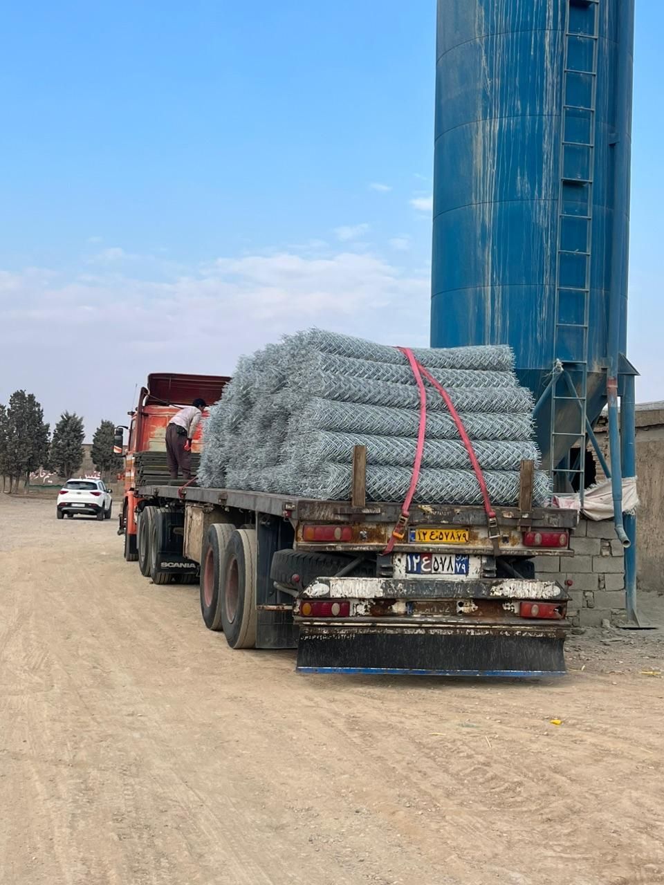 فروش و نصب انواع فنس و توری حصاری|عمده‌فروشی|تاکستان, |دیوار