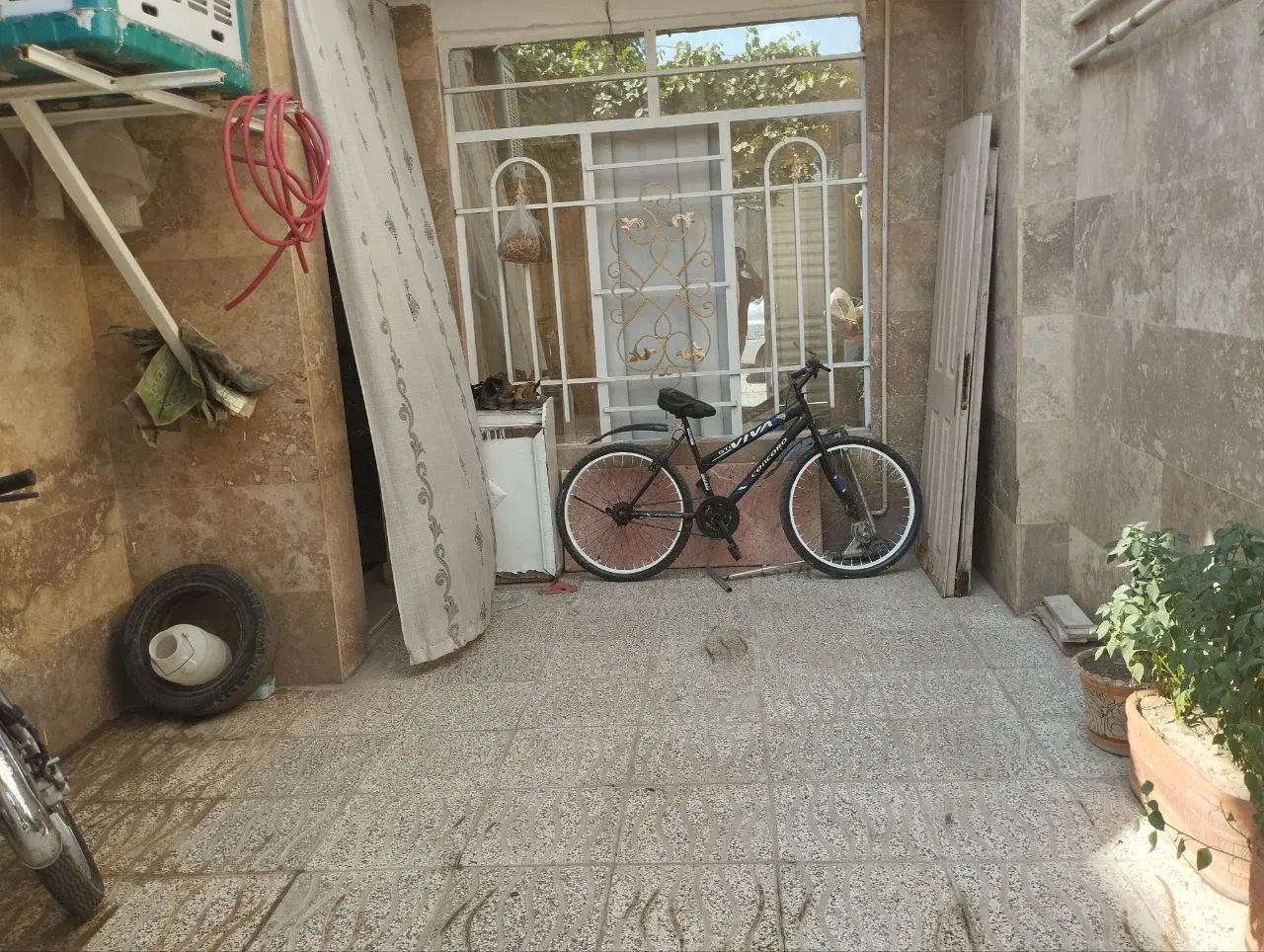 طبقه همکف راه جدارهن اجاره ماشین رو توس۳۳ کشف|اجارهٔ آپارتمان|مشهد, کشف|دیوار