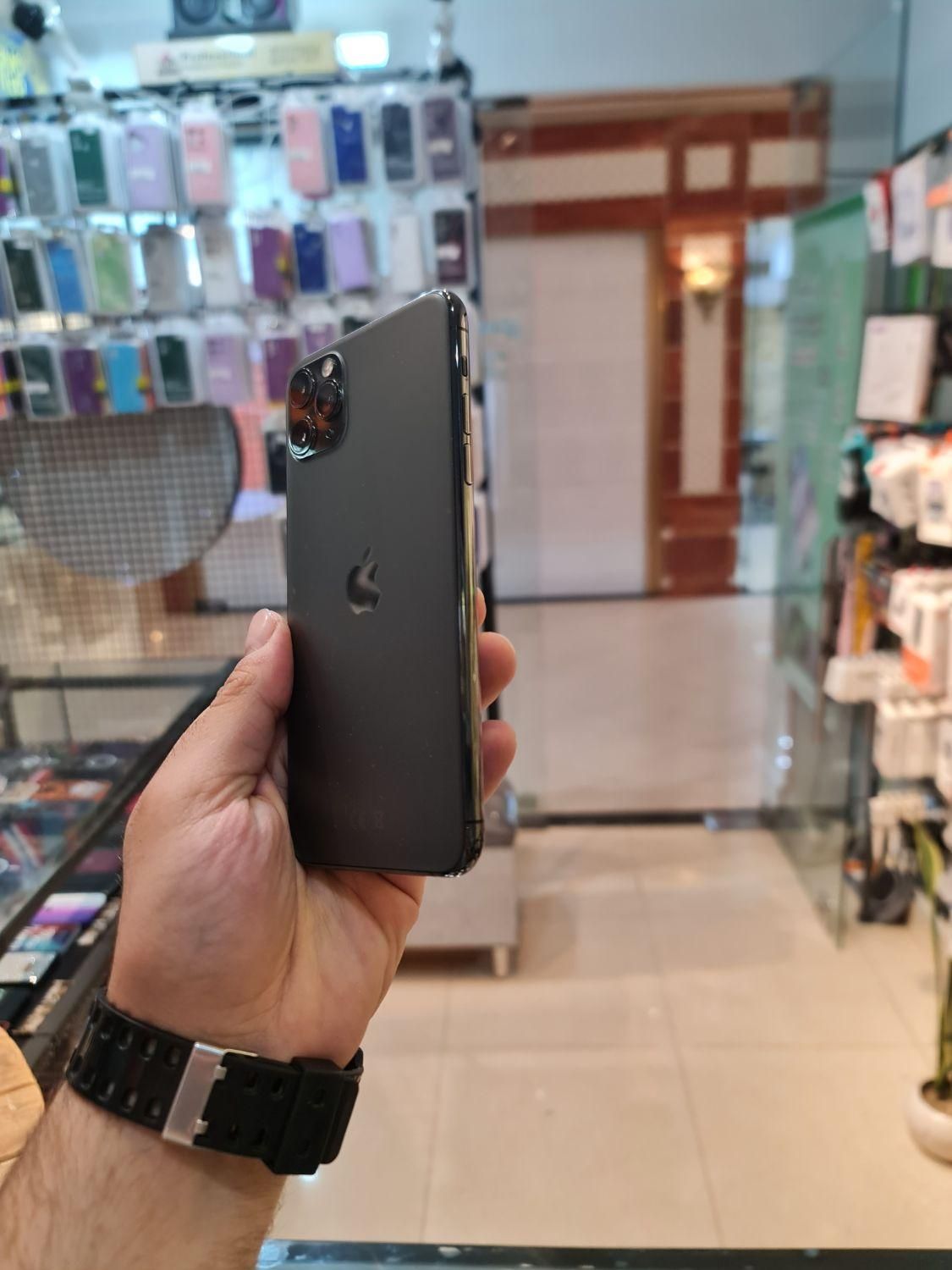 اپل iPhone 11 Pro Max با حافظهٔ ۶۴ گیگابایت|موبایل|قزوین, |دیوار