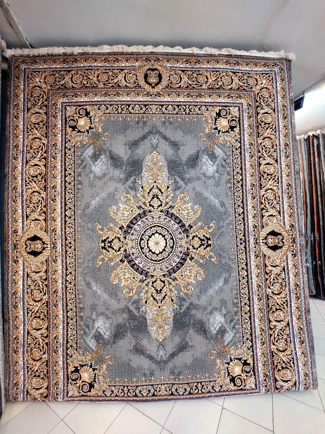 فرش۱۲متری ۷۰۰شانه ۲۵۵۰ تراکم نخ ورجین هیت‌ست|فرش|مشهد, طلاب|دیوار