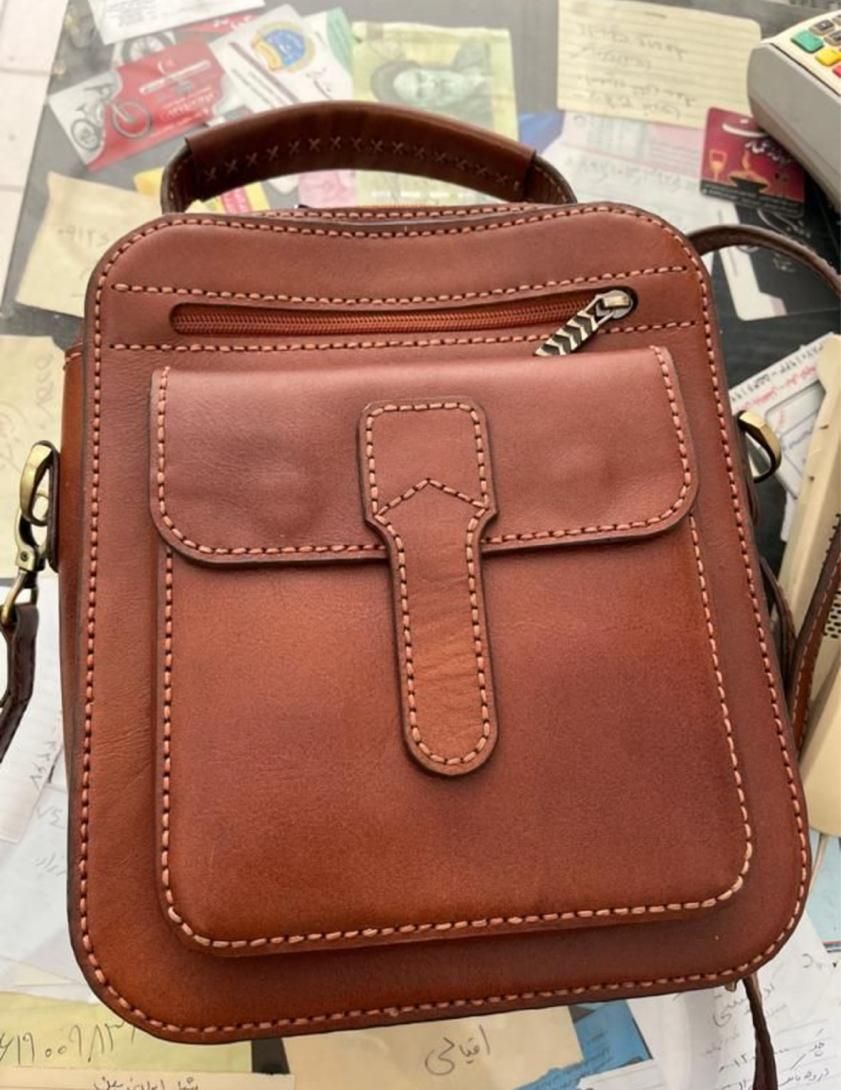 کیف دوشی چرم گاو اصل اصل|کیف، کفش، کمربند|کاشان, زیارتی|دیوار