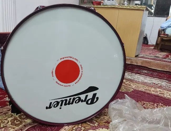 طبل آک(نو)|درام و پرکاشن|مشهد, سرافرازان|دیوار