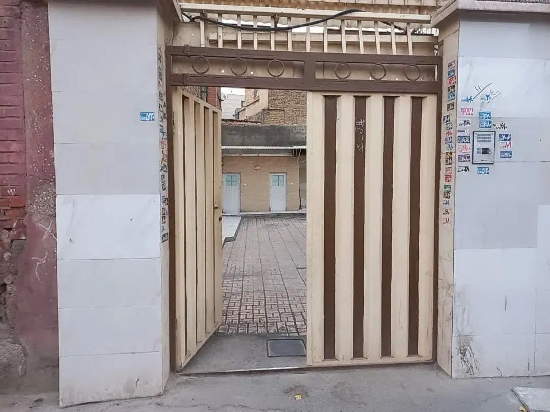 کلنگی مسکونی ۱۶۸ متر در شوش|فروش زمین و ملک کلنگی|تهران, هرندی|دیوار