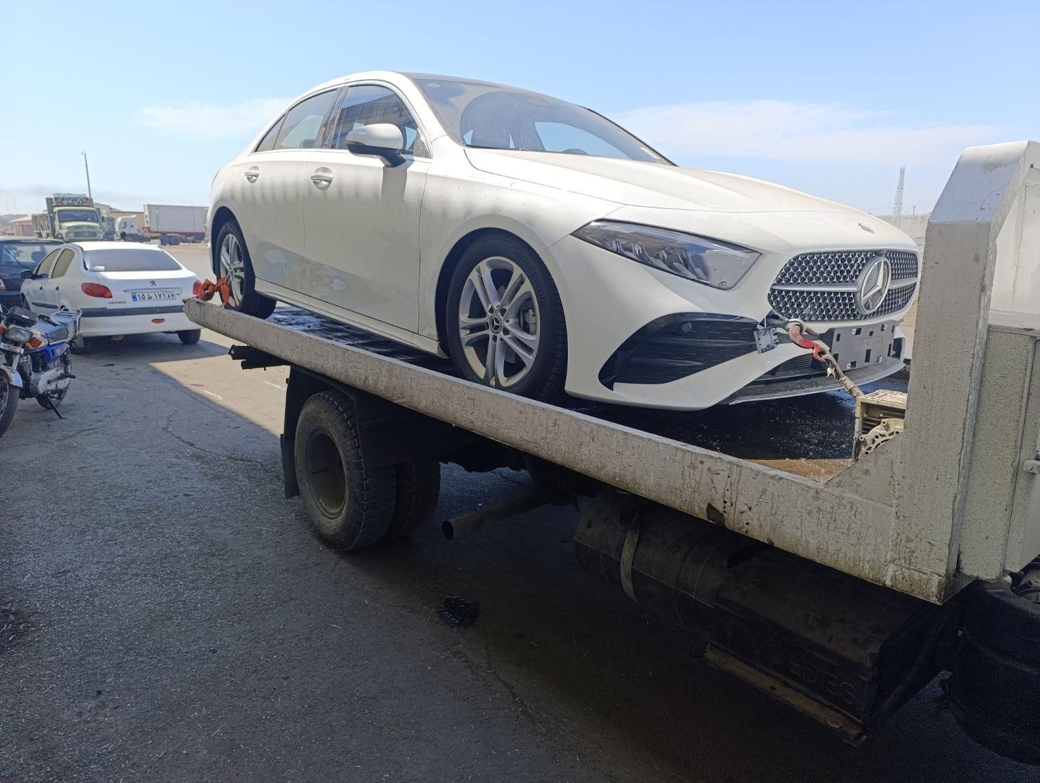 امداد خودرو جرثقیل یدک کش کفی خودروبر خودرو سوار|خدمات حمل و نقل|بندرعباس, |دیوار