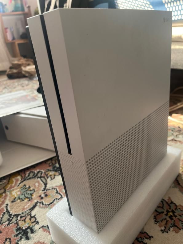 x box one s|کنسول، بازی ویدئویی و آنلاین|کرج, ملارد|دیوار