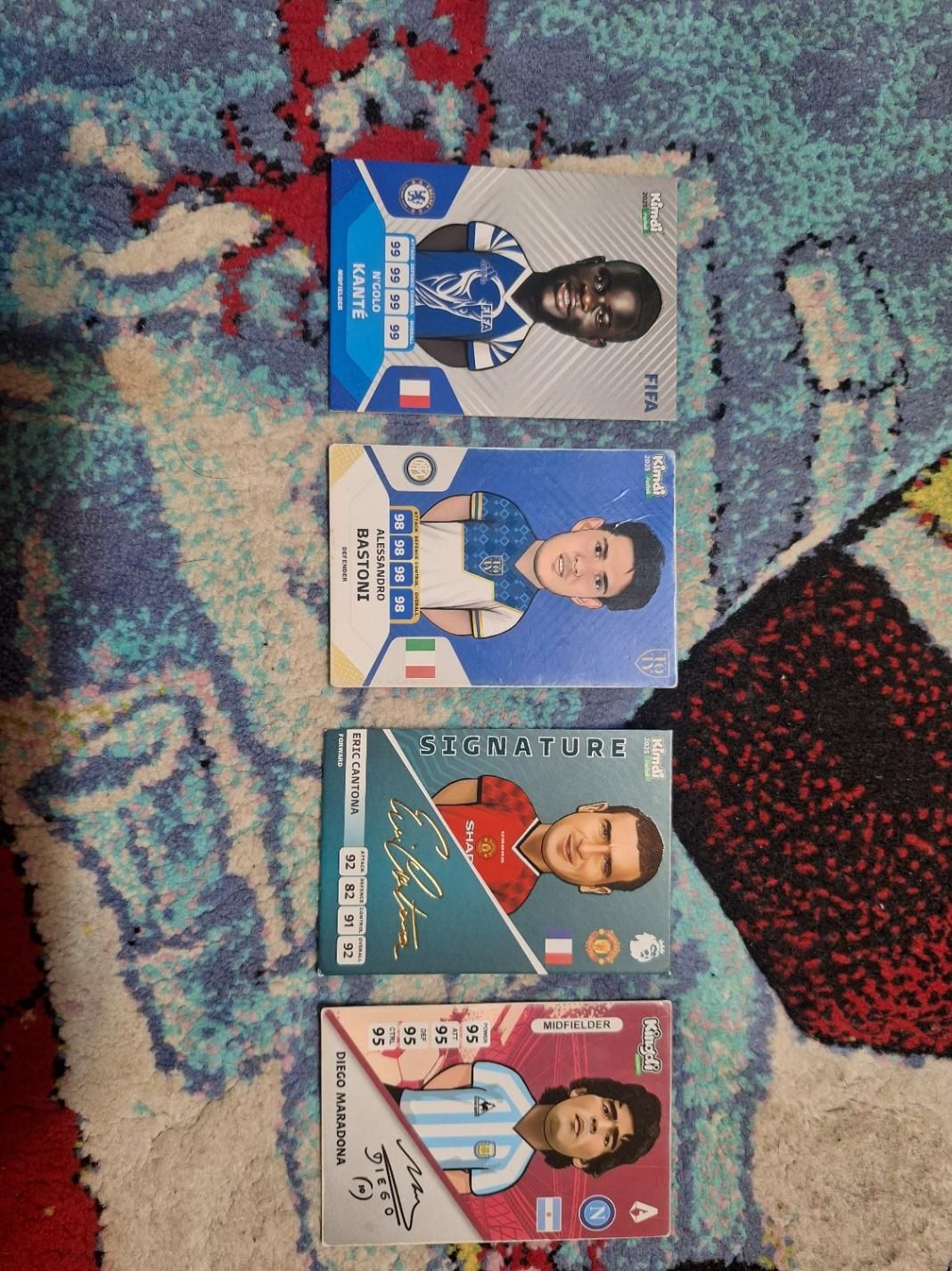 کارت امضا اریک کانتونا و باستونی ۹۸ و مارادونا امض|اسباببازی|برخوار, |دیوار