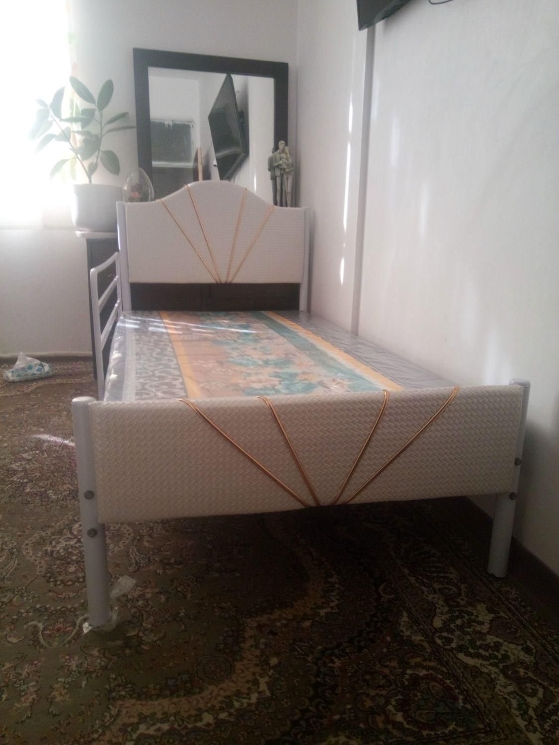 تخت خواب فلزی مدل مروارید|تخت و سرویس خواب|مشهد, رسالت|دیوار