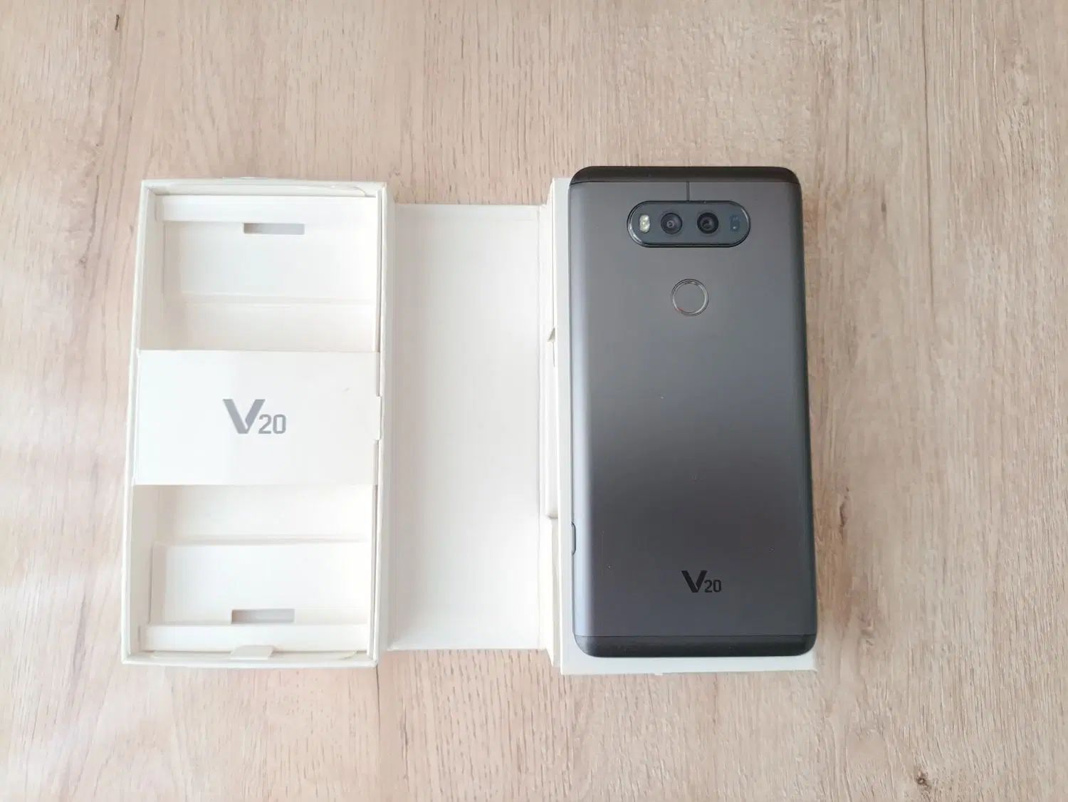 گوشی موبایل LG V20|موبایل|مشهد, شهرک لشکر (شهرک غرب)|دیوار