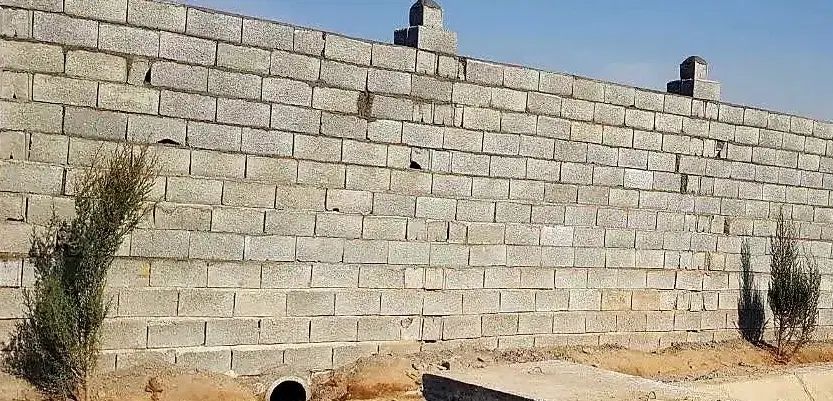 ۴دیواری جهت اسطبل بابرق۳فازخورزوق ۲۵۰مترشرایطی|فروش زمین و ملک کلنگی|برخوار, |دیوار