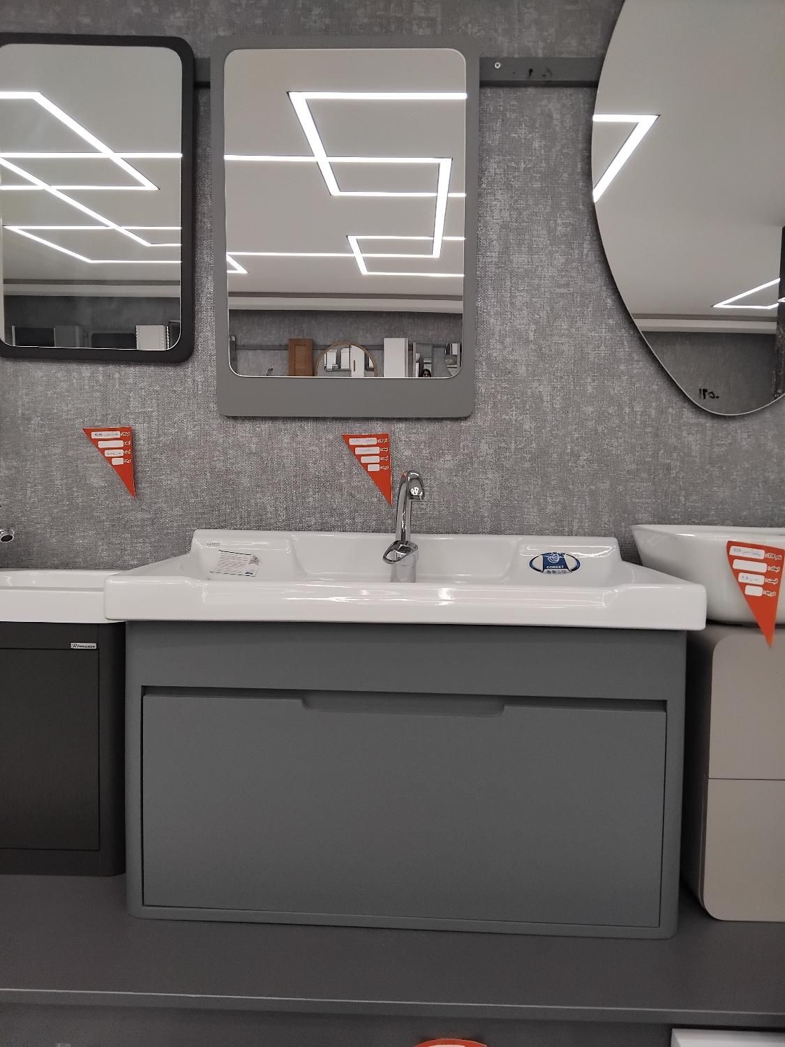 روشویی کابینتی و روشویی پایه دار در ابعاد مختلف|لوازم سرویس بهداشتی|رشت, حومه رشت|دیوار