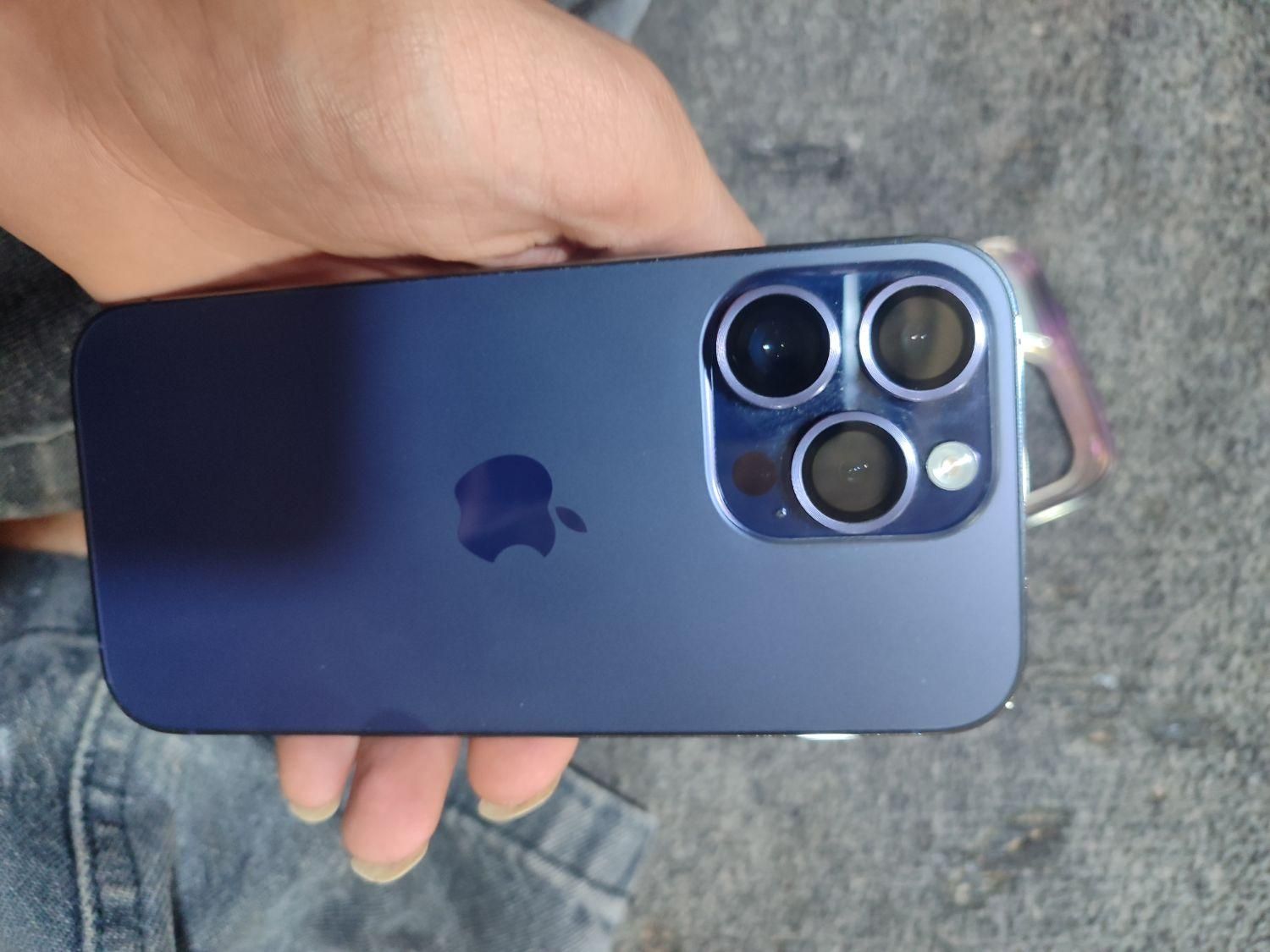 اپل iphone 14 pro با حافظهٔ ۱۲۸ گیگابایت|موبایل|مشهد, عبادی|دیوار