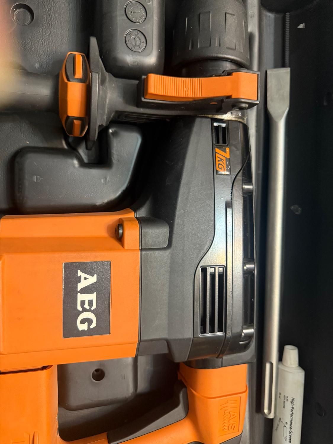 بتن کن AEGمدل KH7E هفت کیلیویی|ابزارآلات|شیراز, معالی‌آباد|دیوار