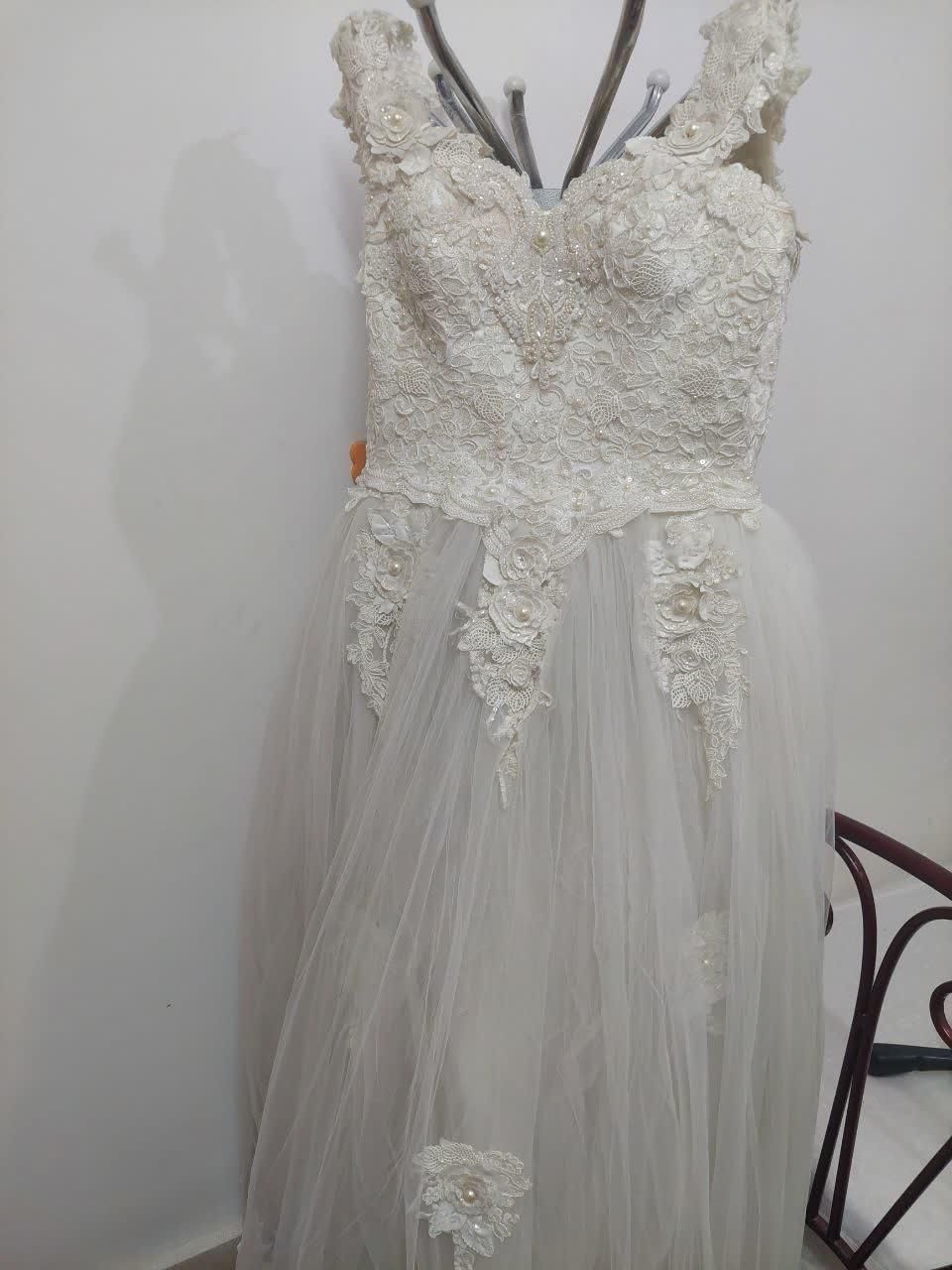 لباس عروس وکت خزترک ژپون|لباس|کاشان, فاز ۲ ناجی آباد|دیوار