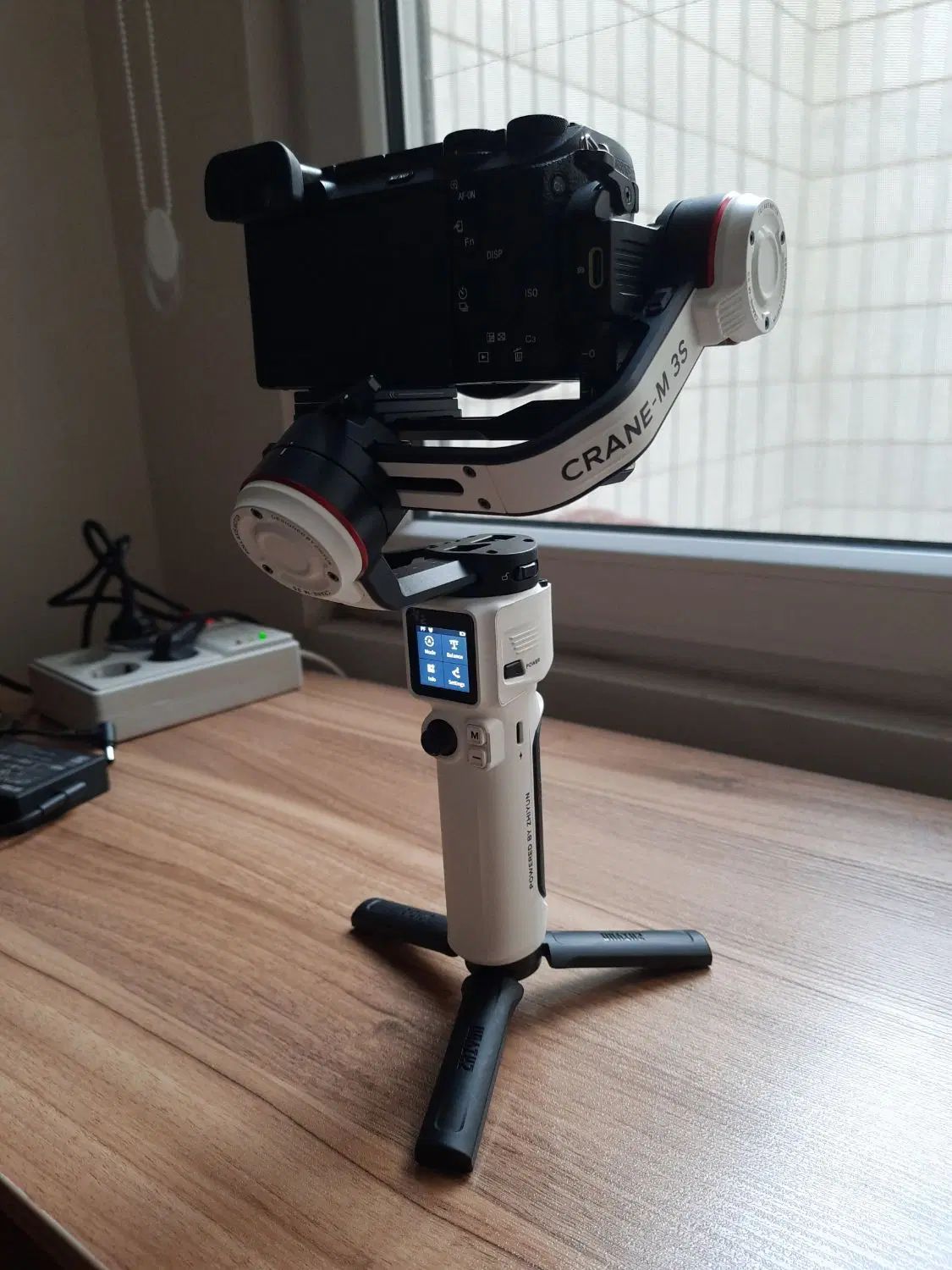 گیمبال ژیون zhiyun m3s استاندارد|دوربین عکاسی و فیلم‌برداری|تهران, شهرک غرب|دیوار