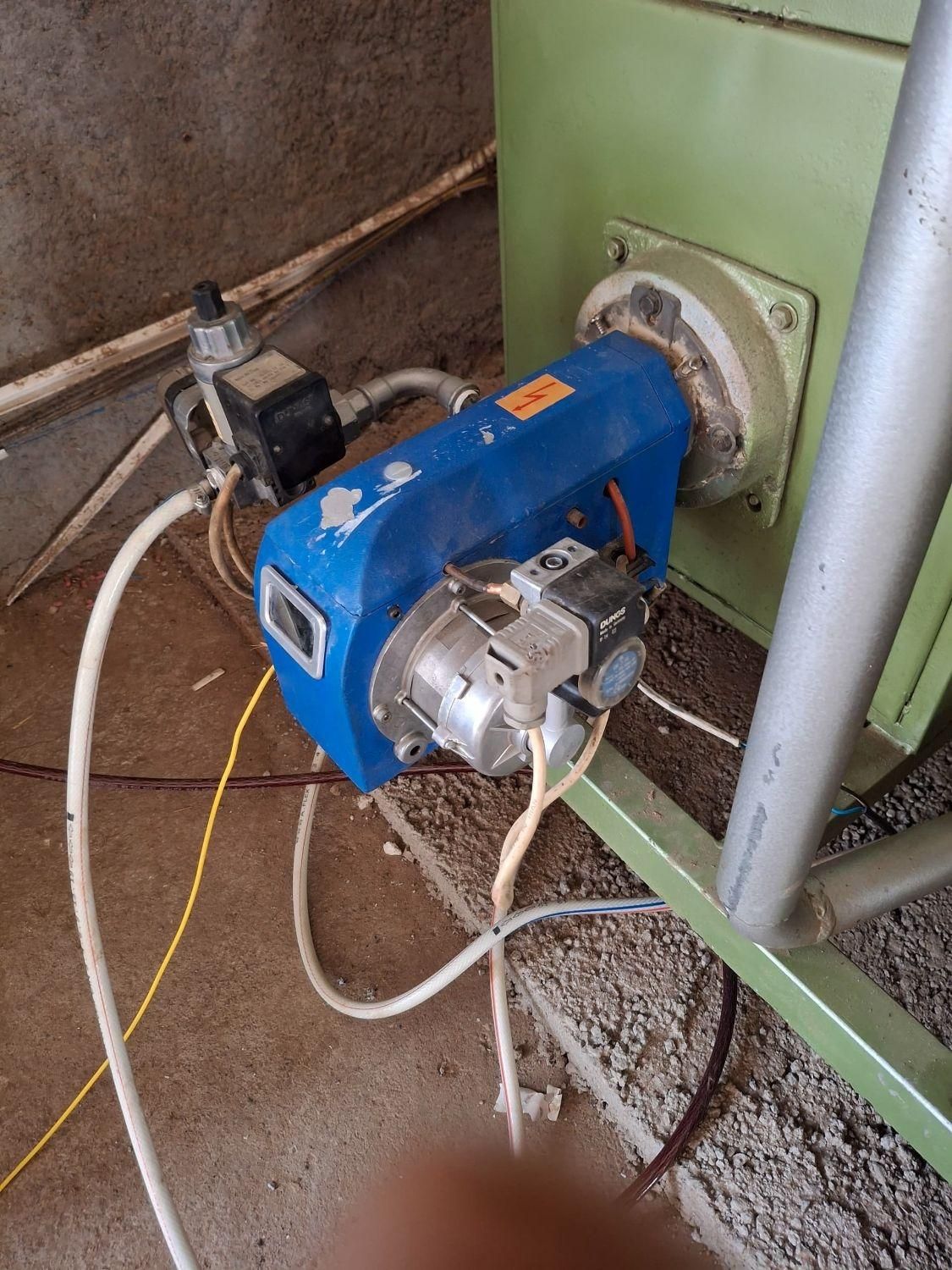 انجام تعمیر ونگهداری تابلوهای برق صنعتی و مشعل|خدمات پیشه و مهارت|اردبیل, |دیوار