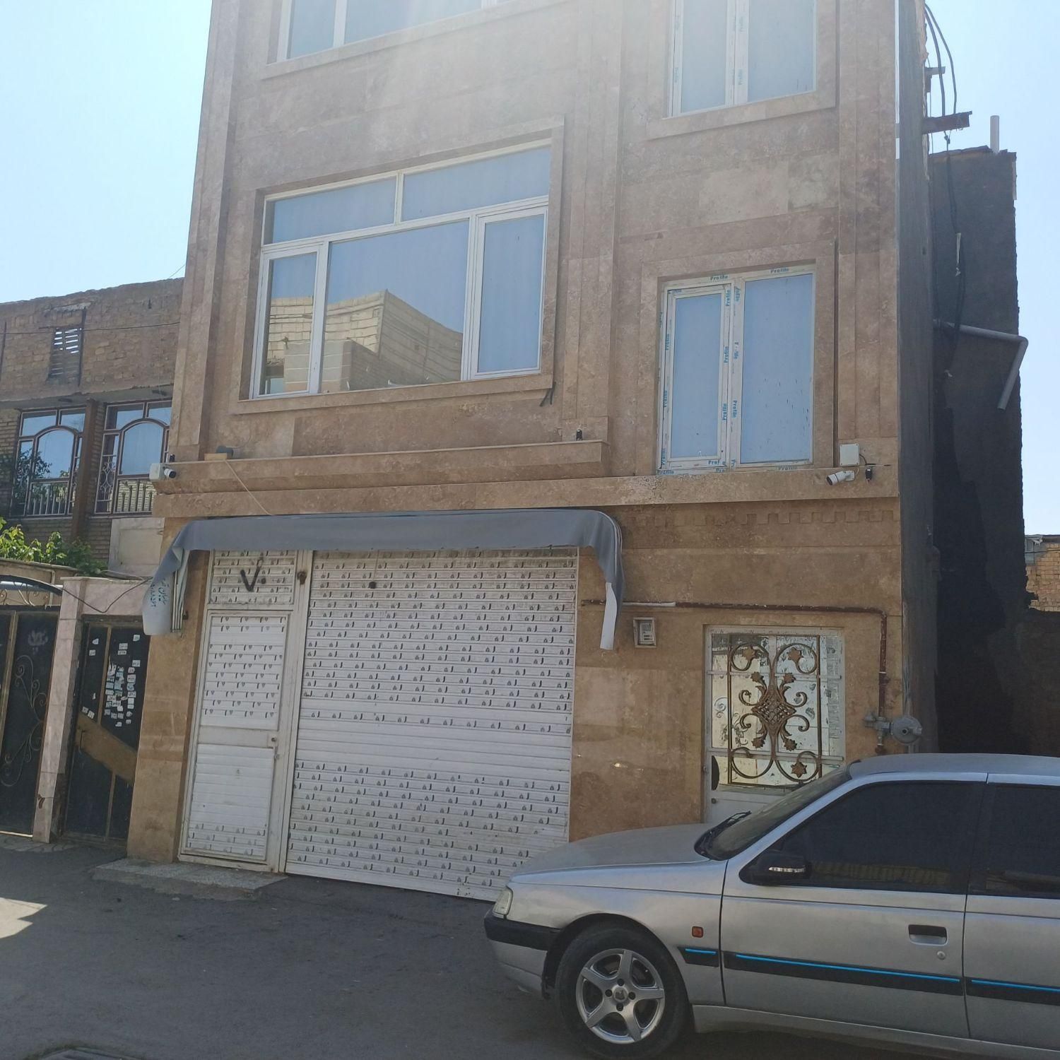 دوطبقه ونیم شهید رجایی|فروش خانه و ویلا|مشهد, اروند|دیوار