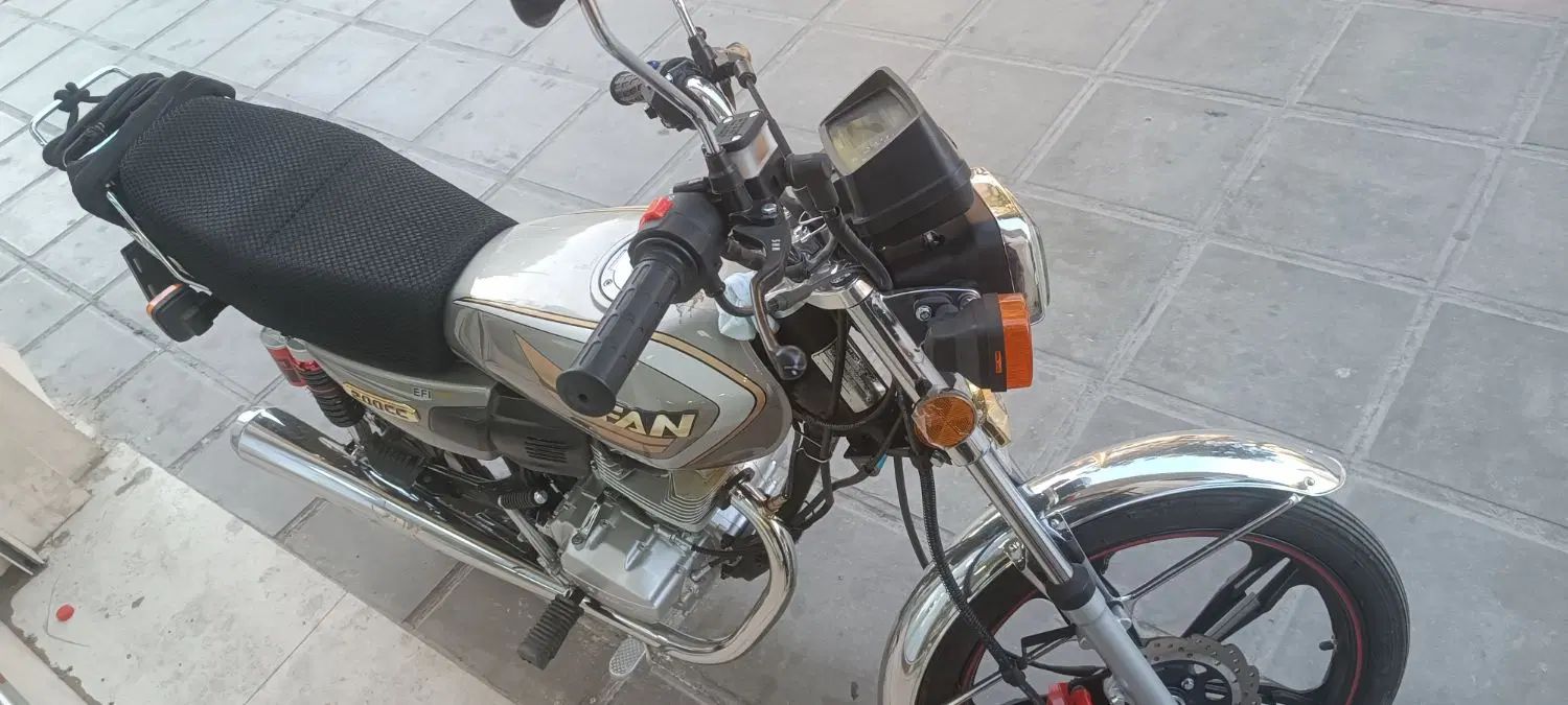 موتور 200لیفان|موتورسیکلت|قم, زاویه|دیوار