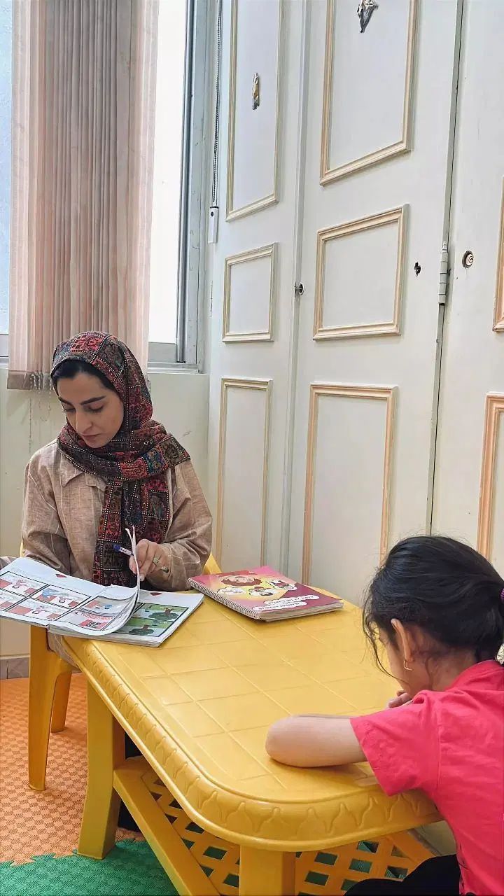 مرکز تخصصی گفتاردرمانی و توانمندسازی کودک|خدمات آرایشگری و زیبایی|یزد, |دیوار