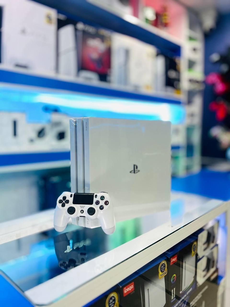 پلی استیشن 4 پرو یک ترابایت کپی خور آکبند|کنسول، بازی ویدئویی و آنلاین|سقز, |دیوار