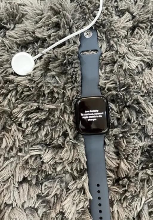 اپل iPhone 13 با حافظهٔ ۱۲۸ گیگ + اپل واچ سری 8|موبایل|خورموج, |دیوار