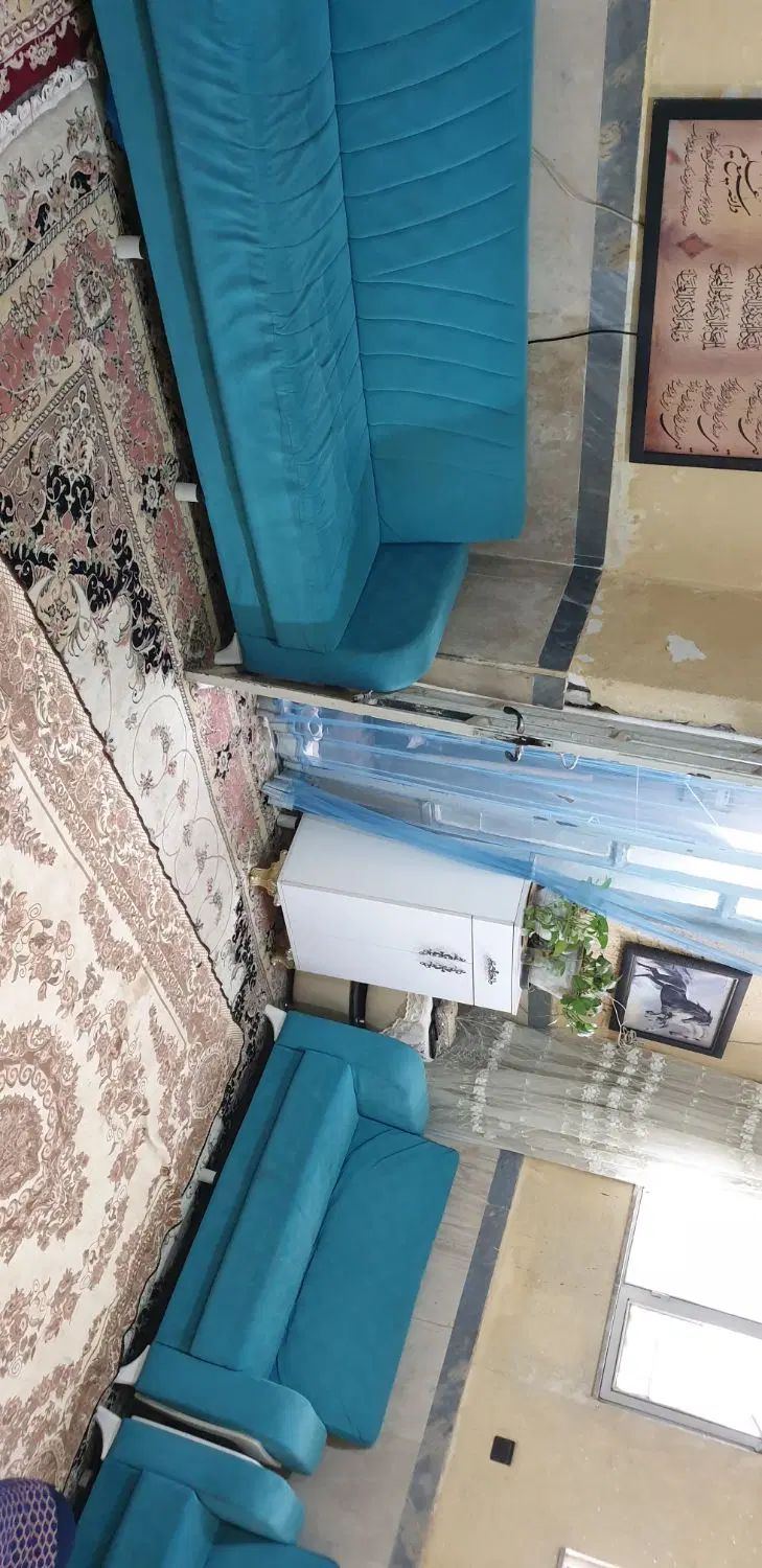 مبلمان راحتی مخمل ترک‌.همراه شال پرده ترک.۴۵۰۰|مبلمان خانگی و میز عسلی|کرمانشاه, |دیوار