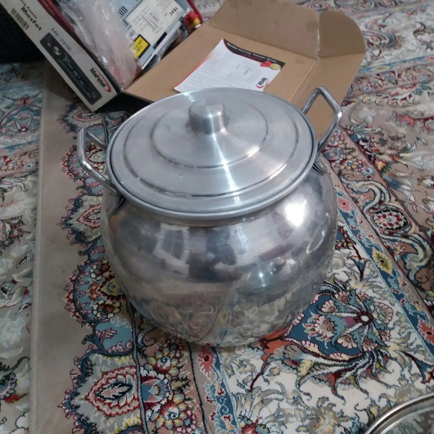 کتری رو گازی / قابلمه کوزه ای/ چرخ گوشت دستی/ هونگ|قوری، کتری، قهوه‌ساز دستی|کرج, شاهین‌ویلا|دیوار