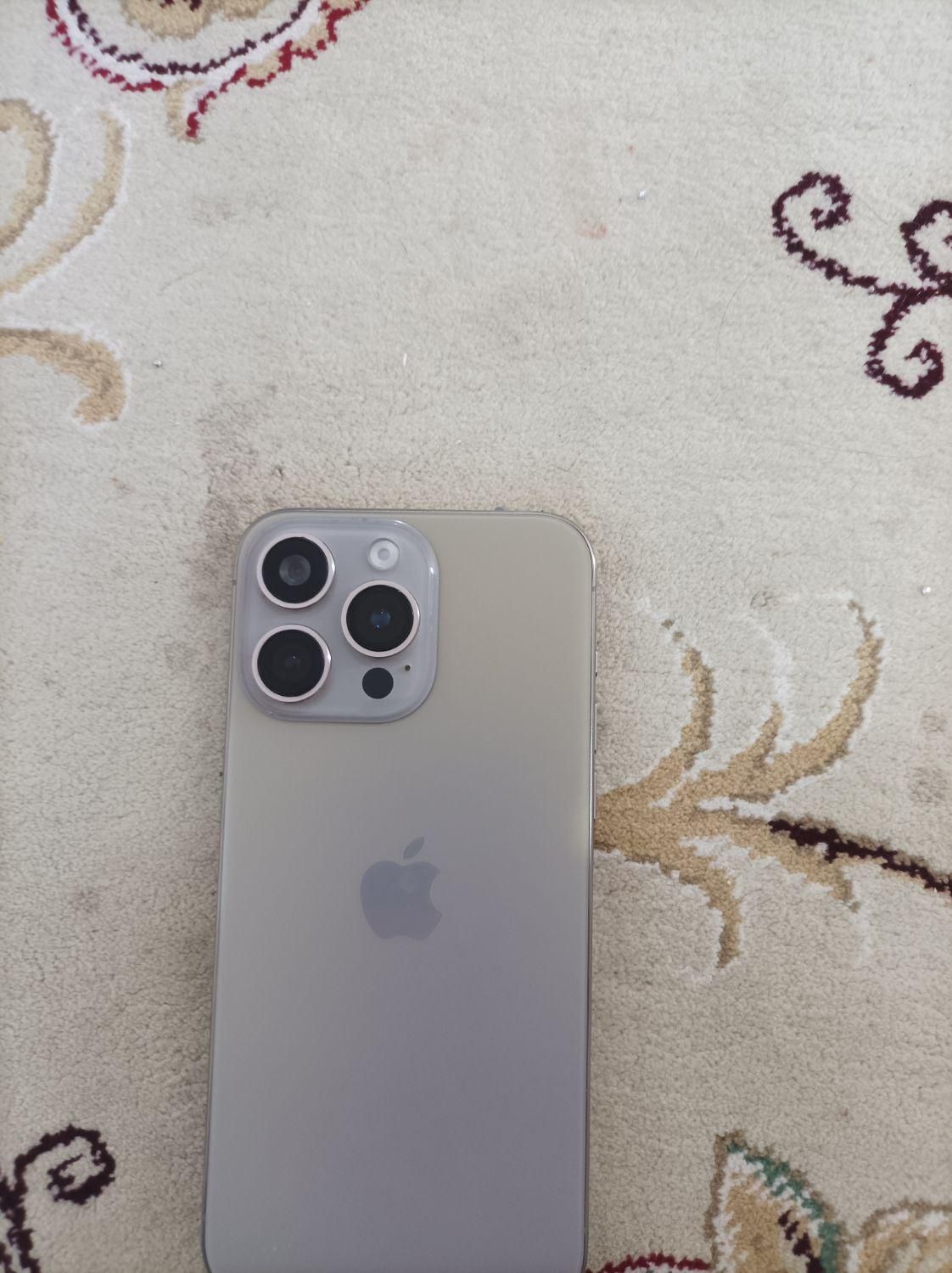 اپل iPhone 15 Pro Max با حافظهٔ ۲۵۶ گیگابایت|موبایل|بندرعباس, |دیوار