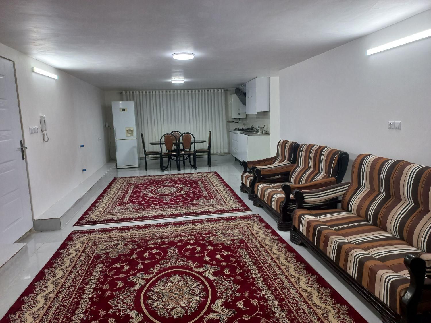 اجاره روزانه/هفتگی/ماهانه آپارتمان ۸۵ متری|اجارهٔ کوتاه‌مدت آپارتمان و سوئیت|لنگرود, |دیوار