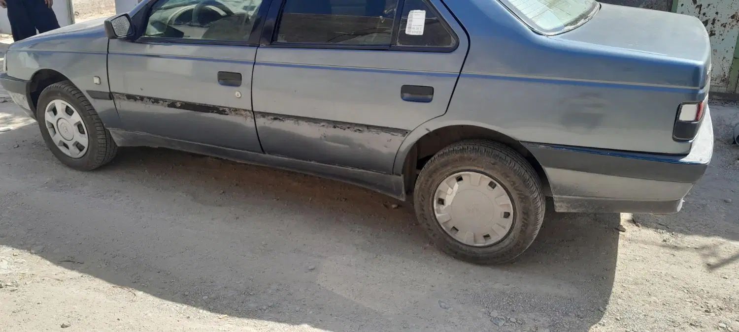 تعویض پژو ۴۰۵ مدل ۹۴ با ماشین مدل پایین تر|خودرو سواری و وانت|جیرفت, |دیوار