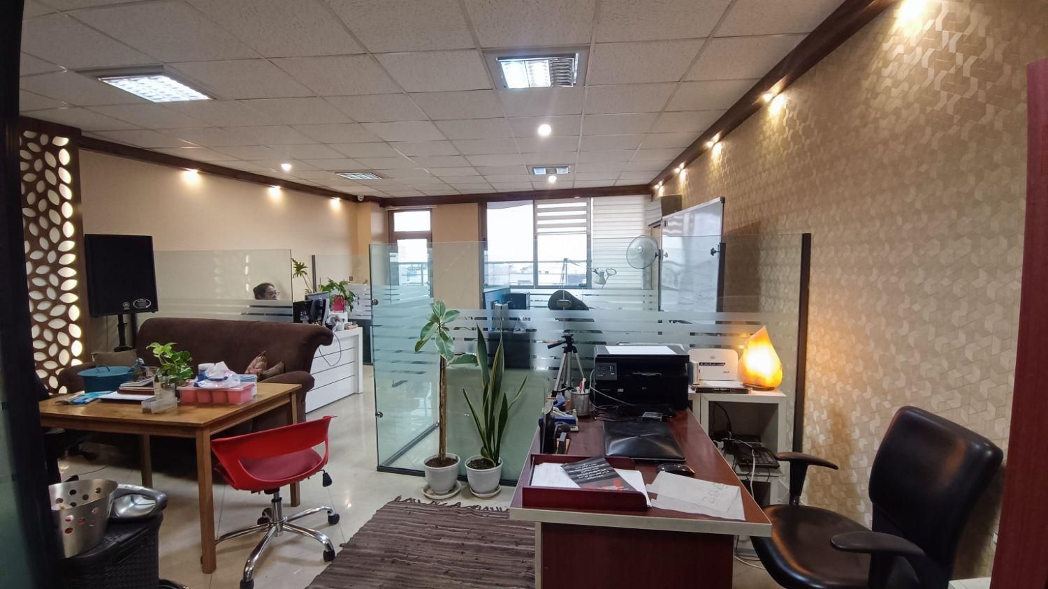۱۰۰متر اداری/مبله و پارتیشن شده/بر اصلی دولت|اجارهٔ دفتر کار، اتاق اداری، مطب|تهران, اختیاریه|دیوار