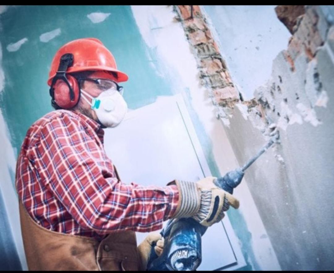 تخریب‌ساختمان‌باهیلتی‌ونصب‌واجرای‌میلگردبستر|خدمات پیشه و مهارت|شهرکرد, |دیوار