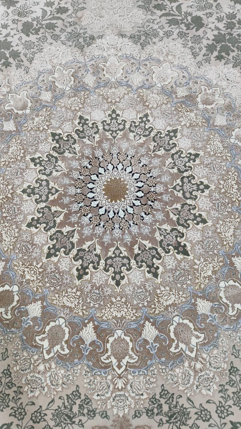 یک فرش1500شانه گل برجسته بفروش میرسد|فرش|خاش, |دیوار