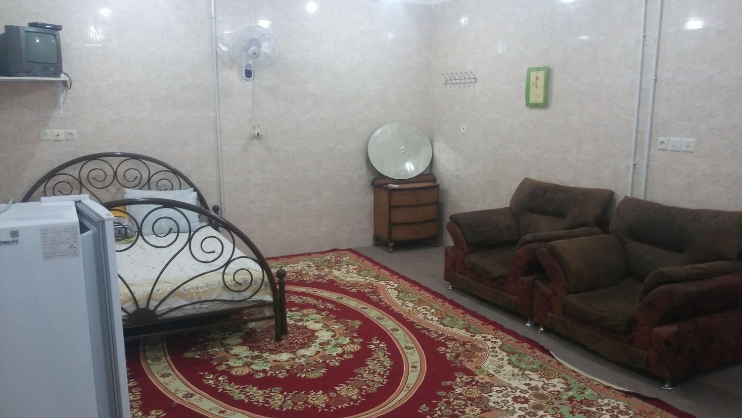 اجاره روزانه/هفتگی/ آپارتمان ۲۵ متری|اجارهٔ کوتاه‌مدت آپارتمان و سوئیت|میبد, |دیوار