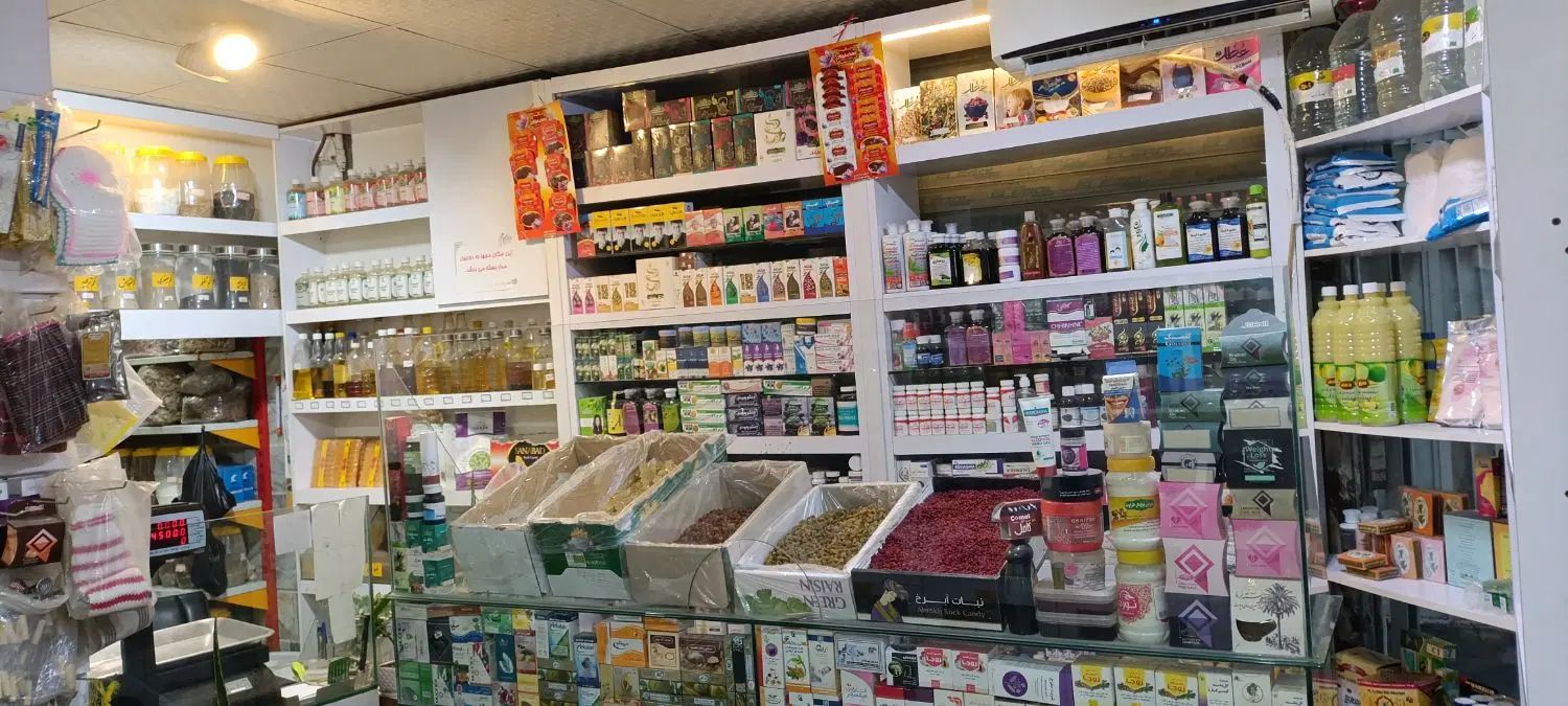 واگذاری عطاری در بهترین موقیت و با دخل بالا|اجارهٔ مغازه و غرفه|مشهد, چهنو|دیوار