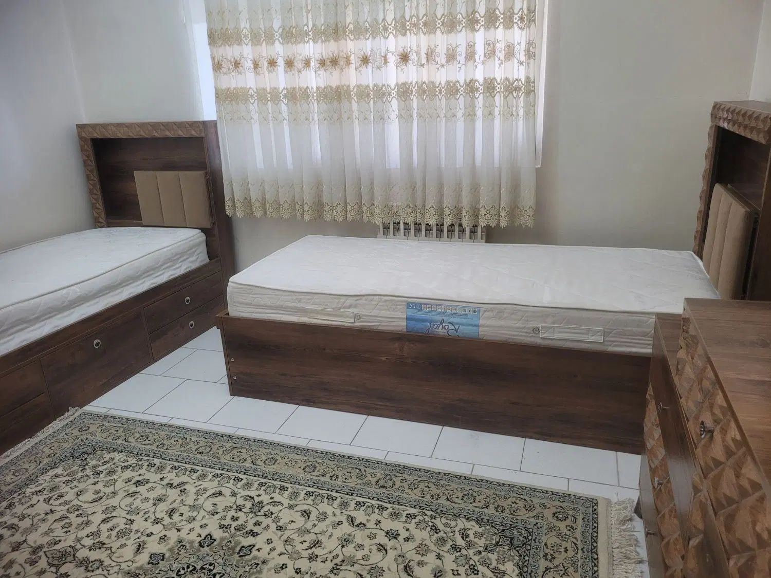 دوعدد تخت یک نفره با میزآرایش ،تشک|تخت و سرویس خواب|تهران, آشتیانی|دیوار