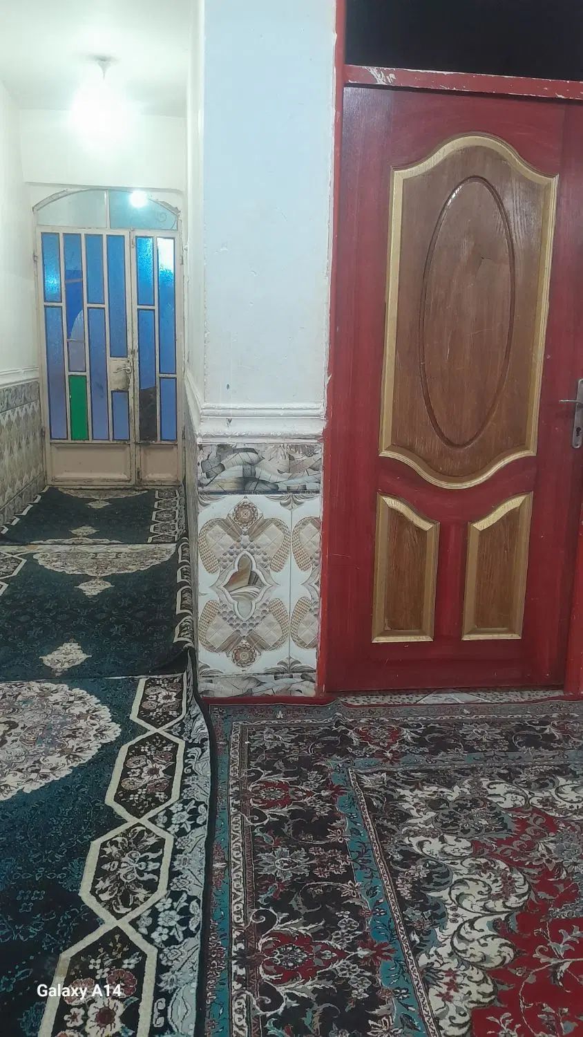 خانه ویلایی بزرگ در سویسه اولی سویسه اسلام آباد|فروش خانه و ویلا|کارون, |دیوار