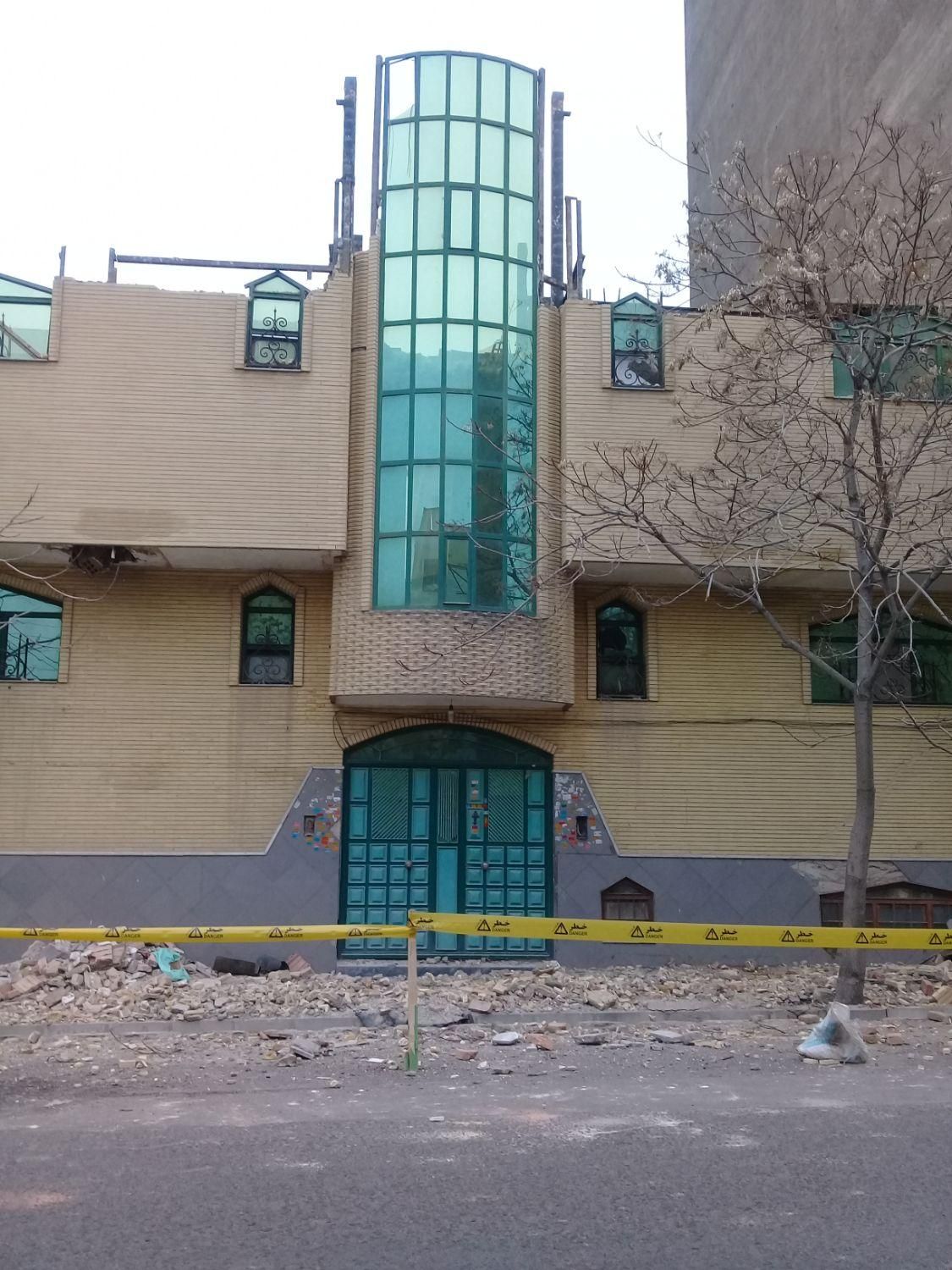 تخریب ساختمان و خاکبرداری درست کار|خدمات پیشه و مهارت|تبریز, |دیوار