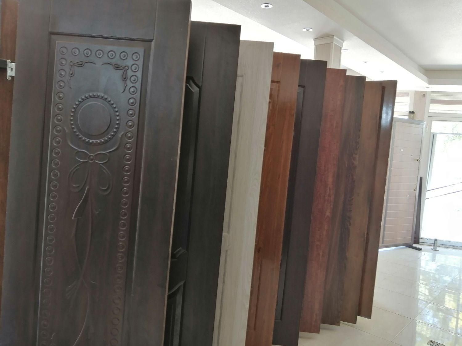 درب ضد سرقت درب داخلی اتاقی چوبی سرویس ضداب حمام|مصالح و تجهیزات ساختمان|ارومیه, |دیوار