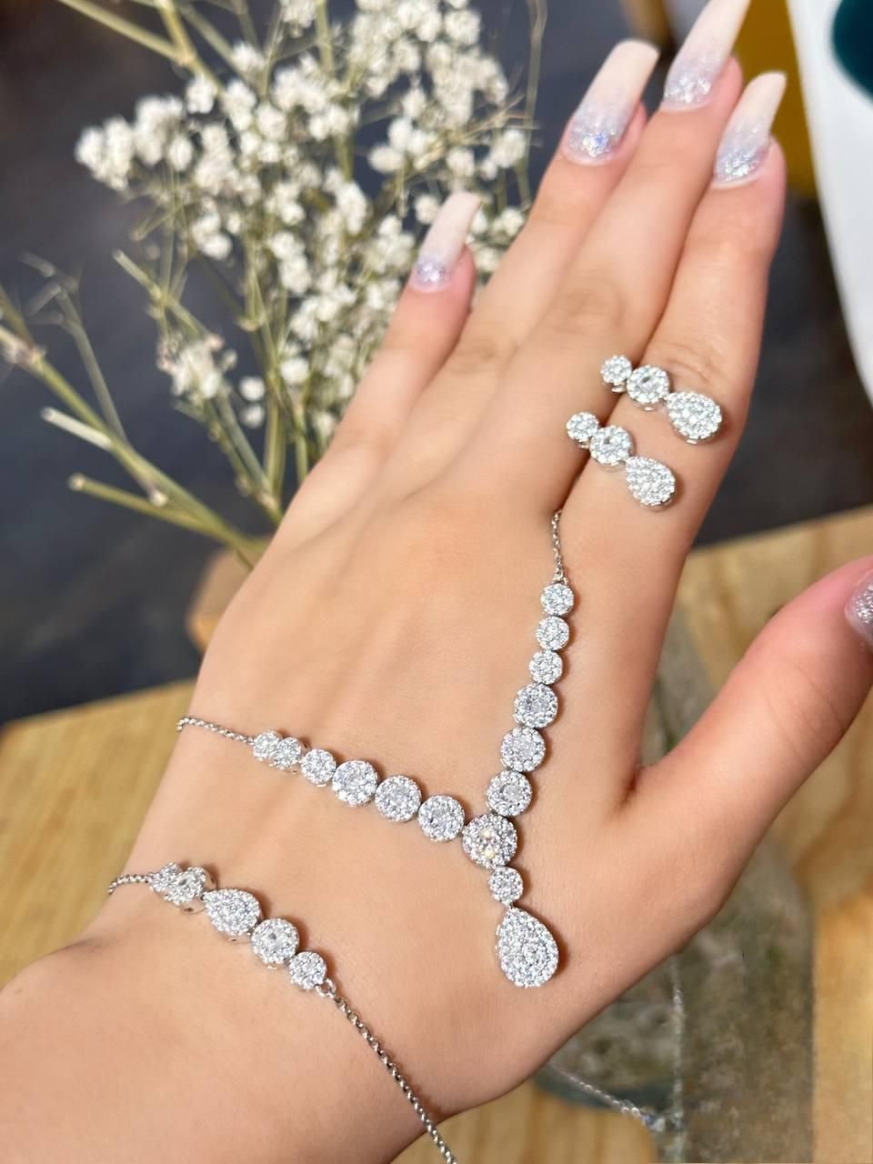 سرویس نقره جواهری کاملا مشابه طلای سفید|بدلیجات|تبریز, |دیوار