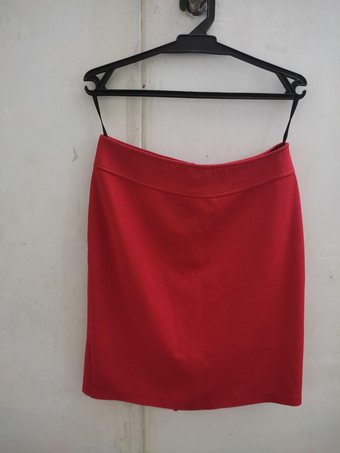 کت و دامن و تاب|لباس|پیشوا, |دیوار