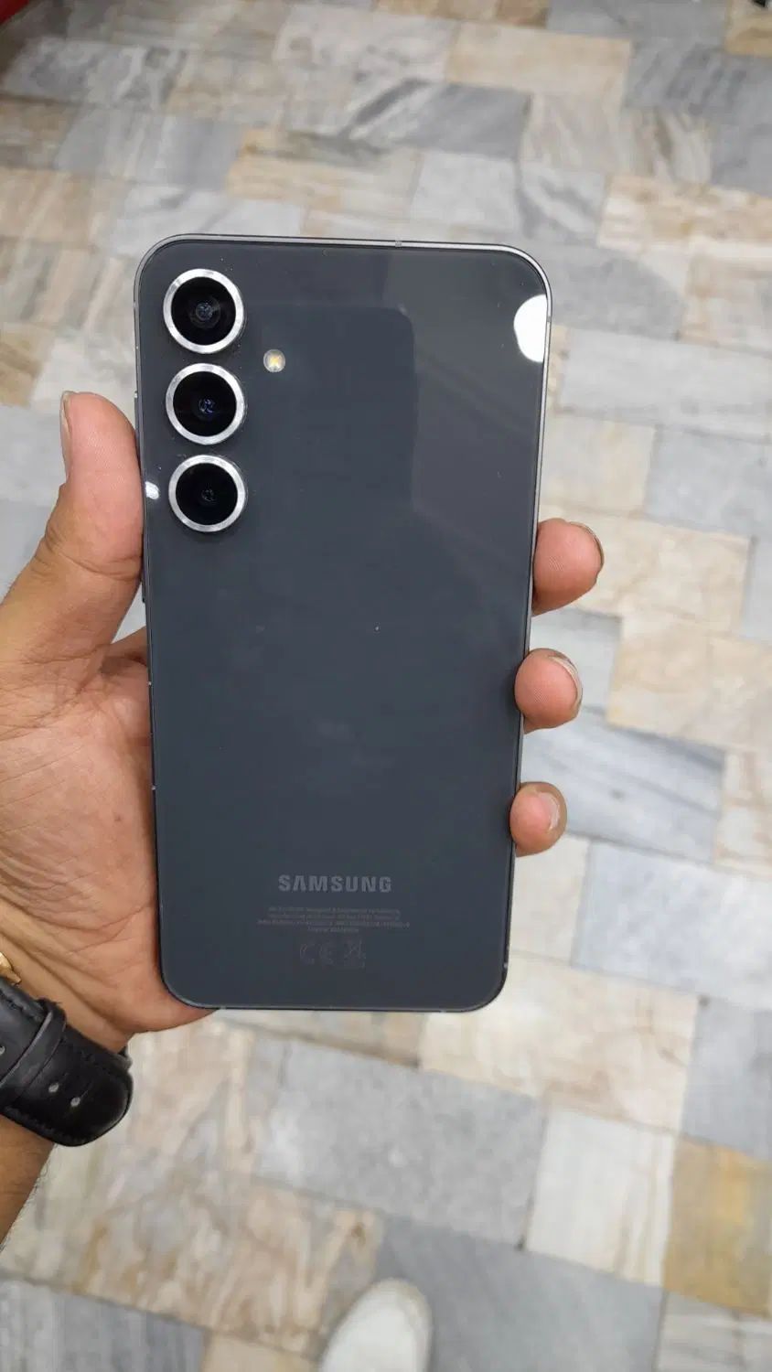 s23fe|موبایل|همدان, |دیوار