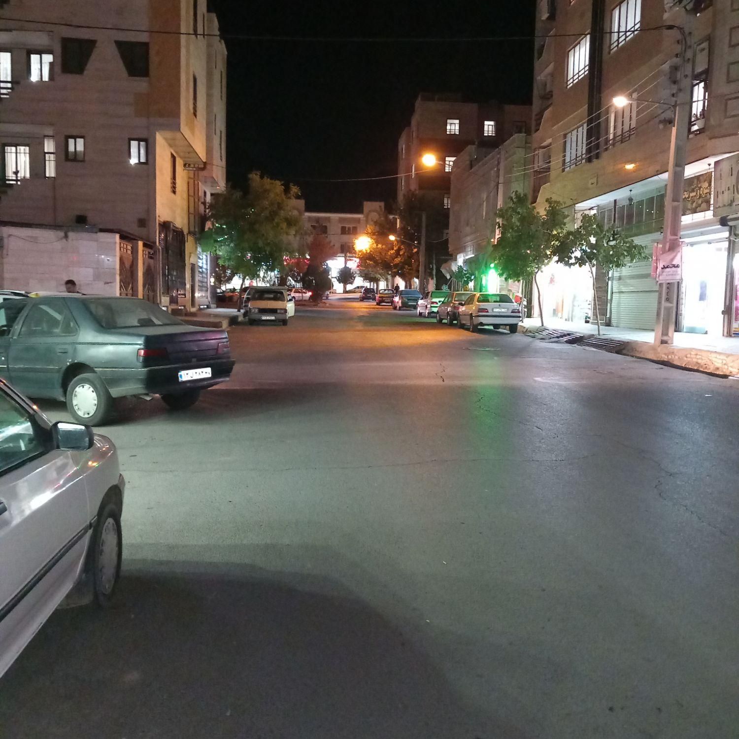 مغازه تجاری ۵۴متری میدان جهاد بر خیابان جهاد|فروش مغازه و غرفه|ملایر, |دیوار