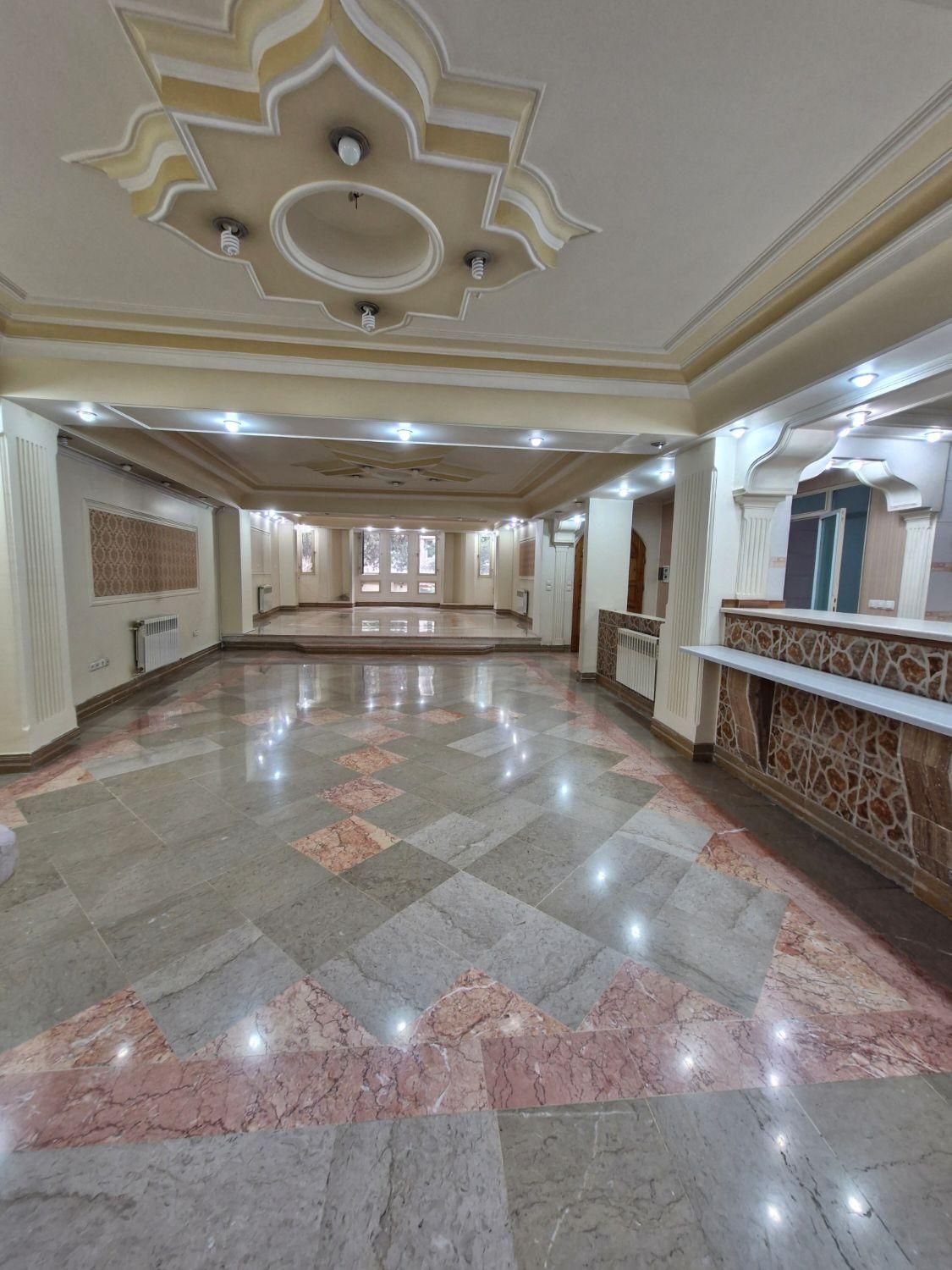 اجاره آپارتمان ۲۰۰ متری ۳ خواب دولت دیباجی جنوبی